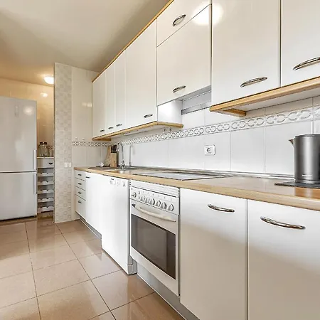 Bamboo Apartment *